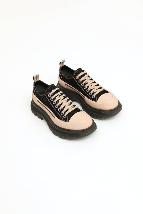 Alexander McQueen Black 
Cream Tread Slick Lace Up Sneaker