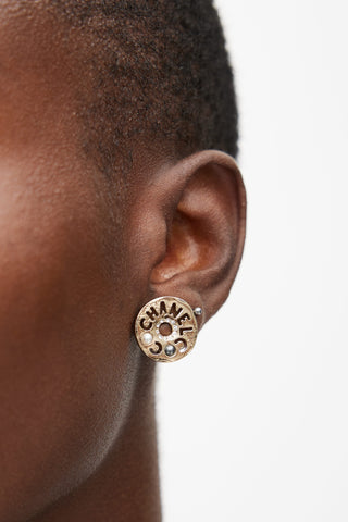 Chanel Gold CC Logo Pearl Earring