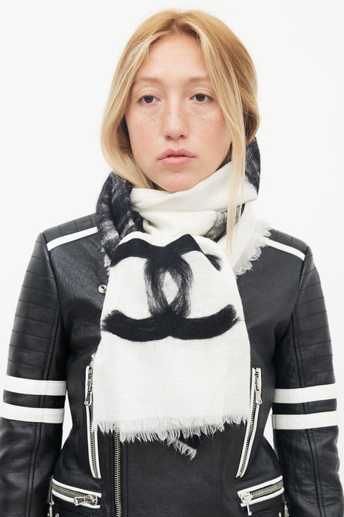 Chanel White 
Black Brush Stroke Stripe Knit Scarf