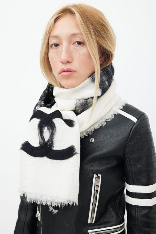 Chanel White 
Black Brush Stroke Stripe Knit Scarf