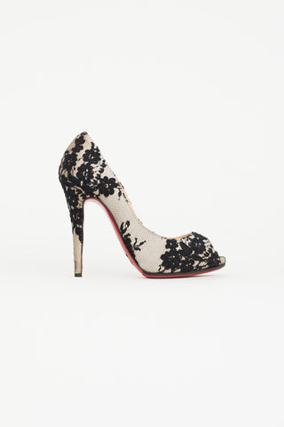 Christian Louboutin Beige 
Black Lace New Very Privé Pump