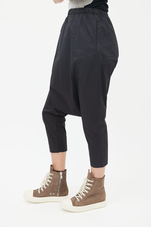 Comme des Garçons Black Drop Seat Slim Leg Capri