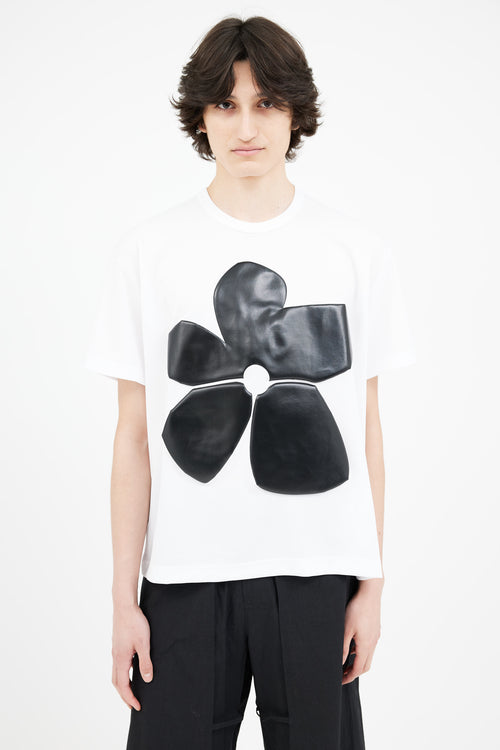 Comme des Garçons White 
Black Flower Appliqué T-Shirt