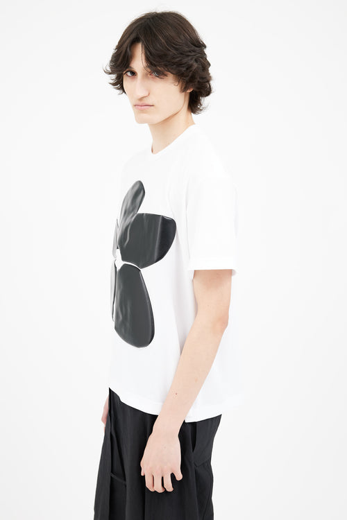 Comme des Garçons White 
Black Flower Appliqué T-Shirt