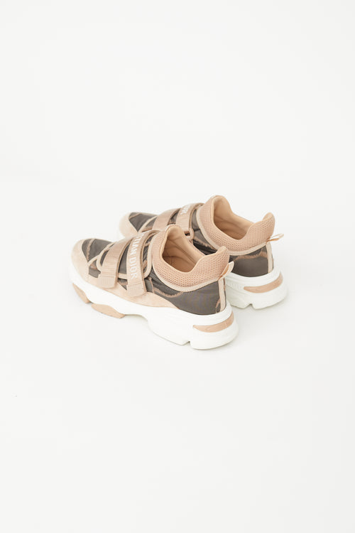 Dior Beige 
Brown D-Wander Sneaker