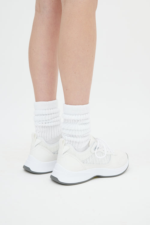 Dior White 
Grey Leather B25 Runner Sneaker