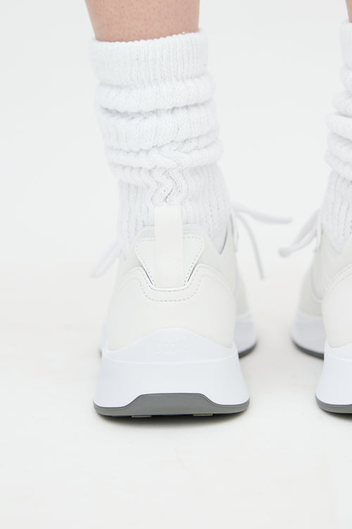 Dior White 
Grey Leather B25 Runner Sneaker