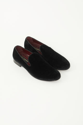 Dolce 
Gabbana Black Velvet 
Burgundy Lined Loafer