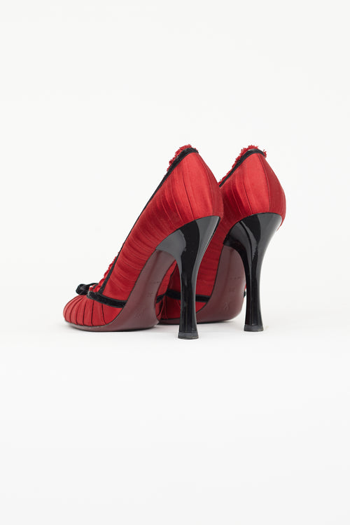 Louis Vuitton Red Satin 
Black Velvet Trim Bow Pump