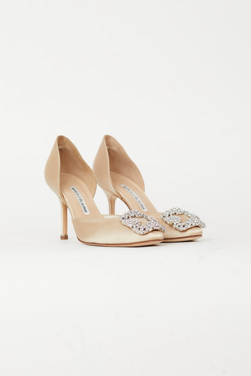 Manolo Blahnik Beige Satin Hangisi D
Orsay Jewel Buckle Pump