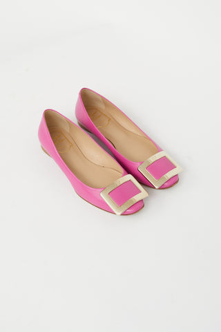 Roger Vivier Pink Leather 
Gold Buckle Flat