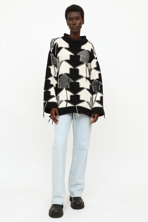 Stella McCartney Black 
White Fringed Sweater