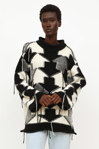 Stella McCartney Black 
White Fringed Sweater