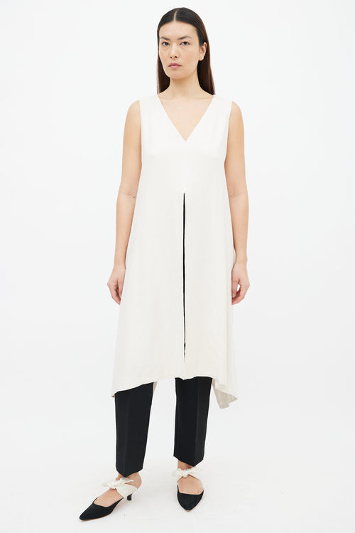 The Row Cream Textured Sleeveless V-Neck Tunic