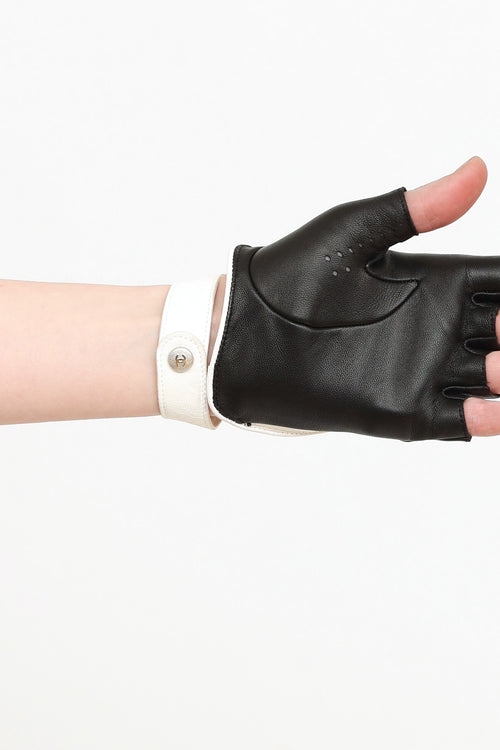 Chanel  Black 
White Leather Driving Glove