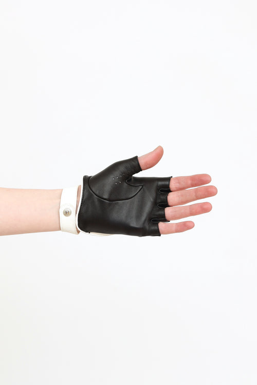 Chanel  Black 
White Leather Driving Glove