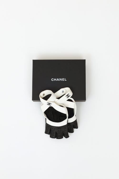 Chanel  Black 
White Leather Driving Glove