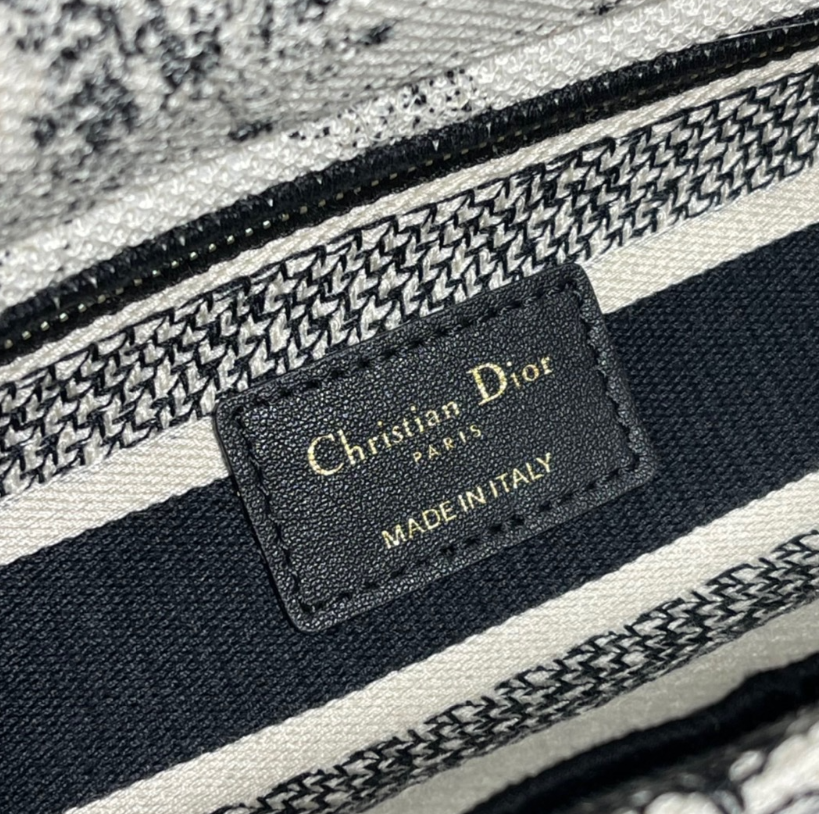 Replicas Christian Dior Lady 24cm 7 Star Replica Shoes Online StoreBags